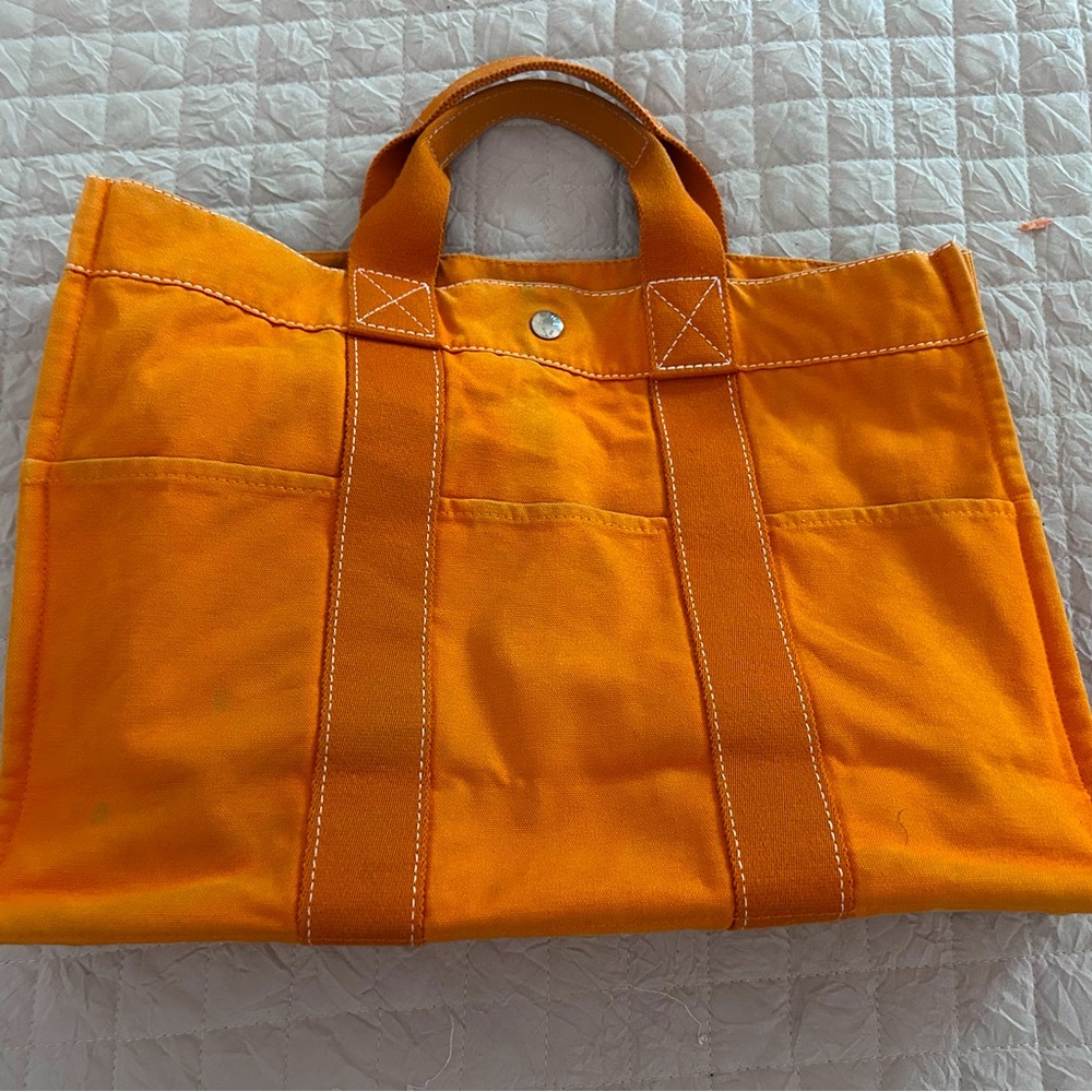 Hermes Toile Fourre-Tout MM Canvas Tote from Hawaiian French Festival of 2003